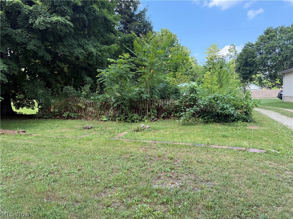 25639 Township Road 8