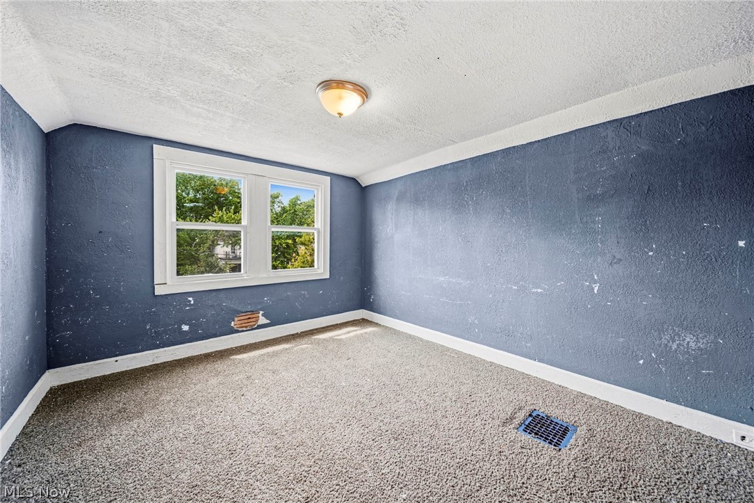 13405 Bartlett Avenue Property Photo 20