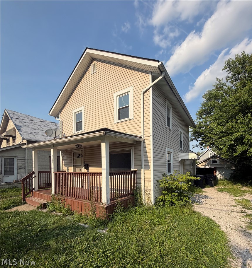 509 Lucy Street Property Photo 2