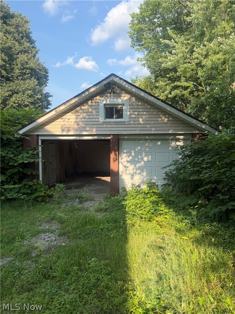 509 Lucy Street Property Photo 17