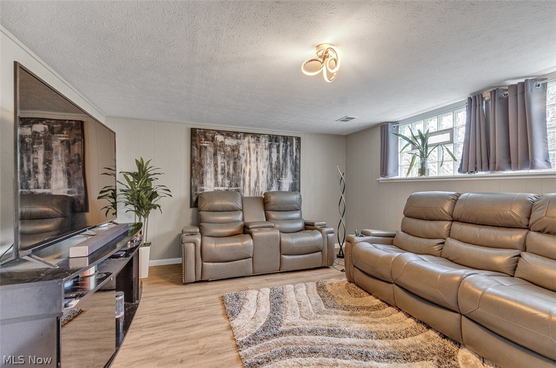 26 Brune Drive Property Photo 24