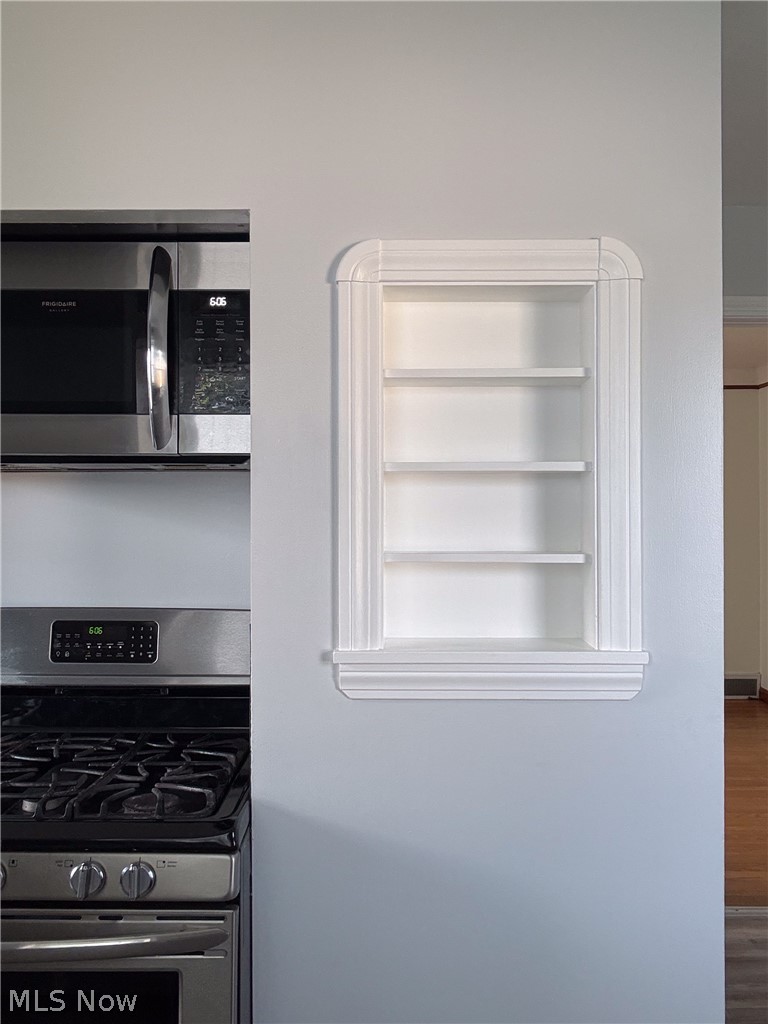 3203 Tuxedo Property Photo 6