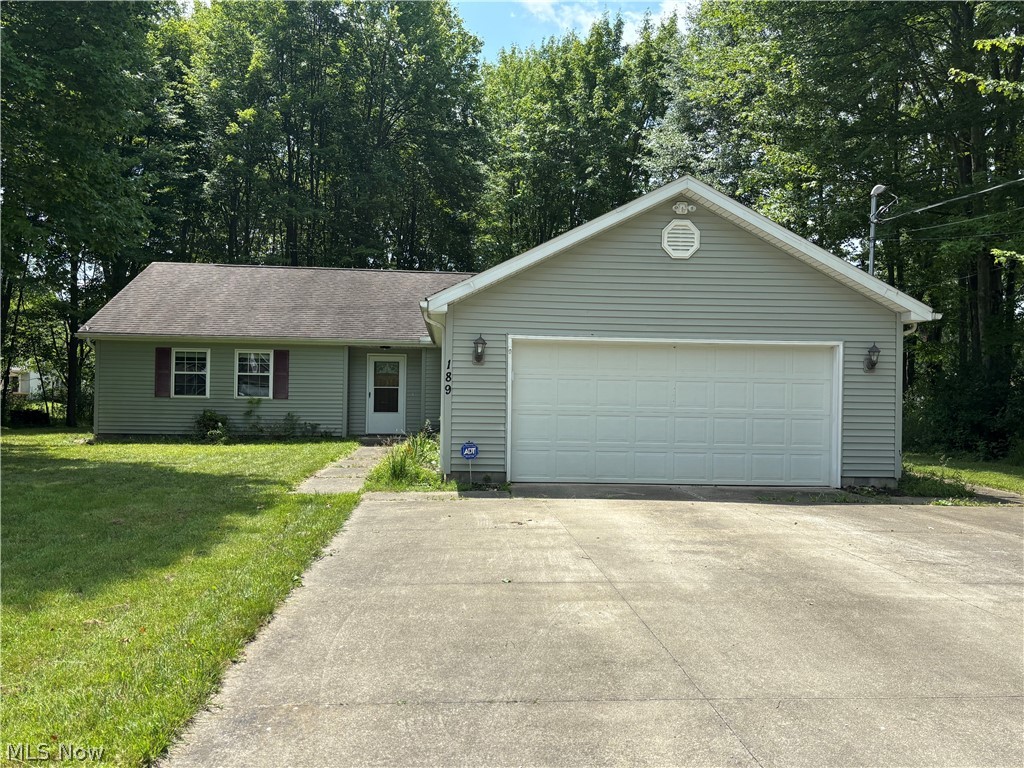 189 Ashtabula Point Property Photo 1
