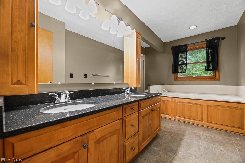 315 Valley Brook Oval Property Photo 22