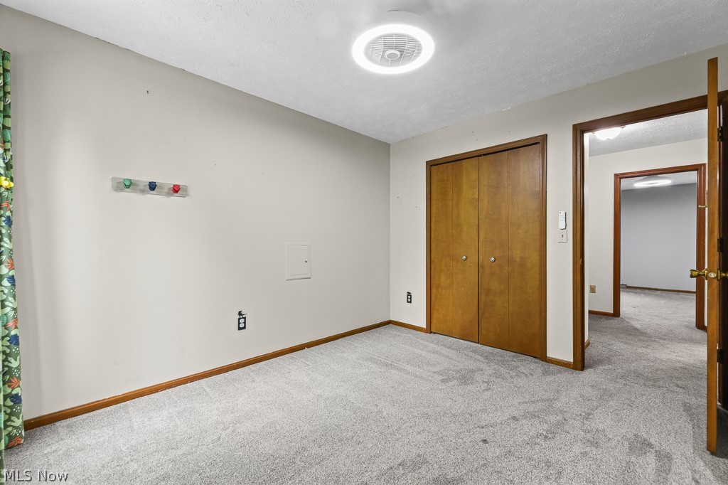 315 Valley Brook Oval Property Photo 26