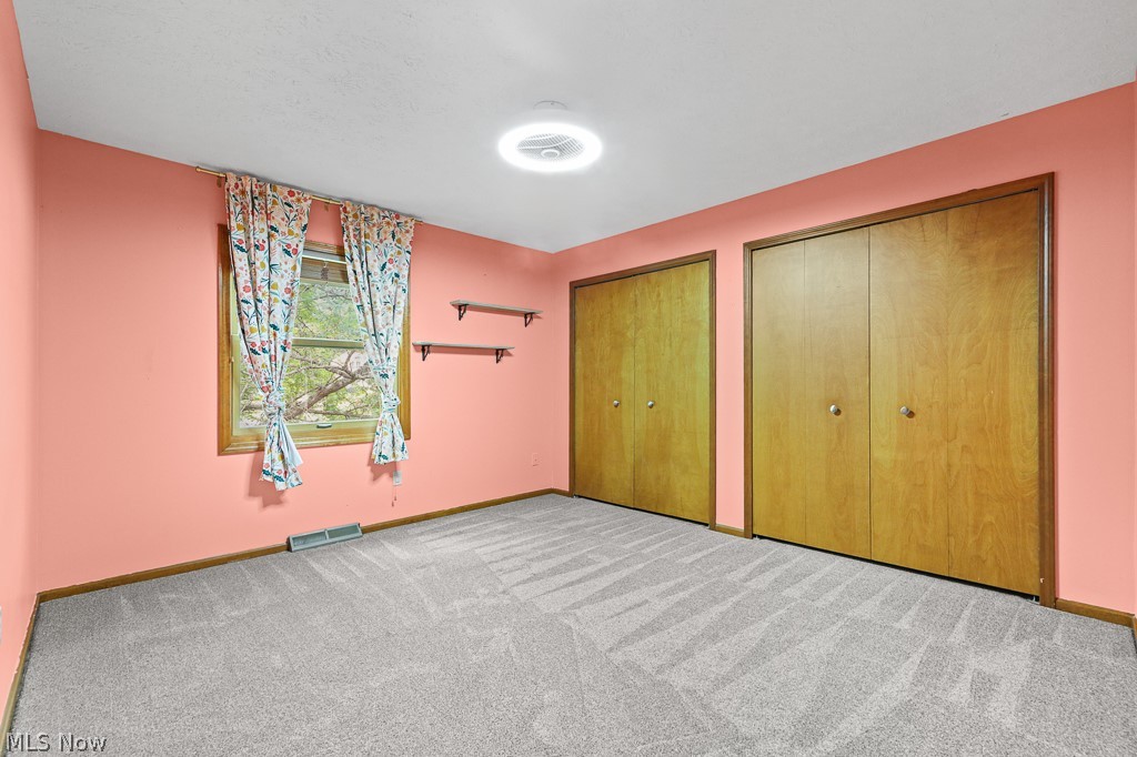 315 Valley Brook Oval Property Photo 27