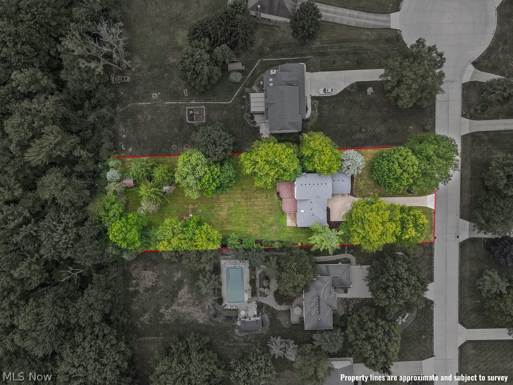 315 Valley Brook Oval Property Photo 38