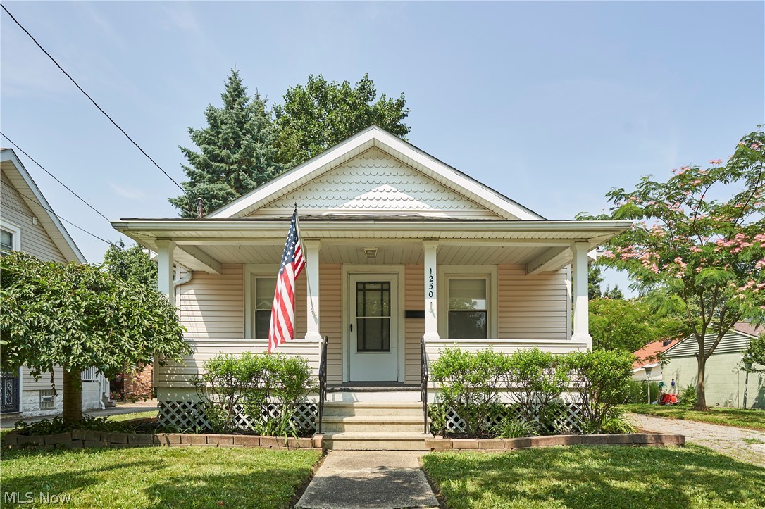 1250 Herberich Avenue Property Photo 1