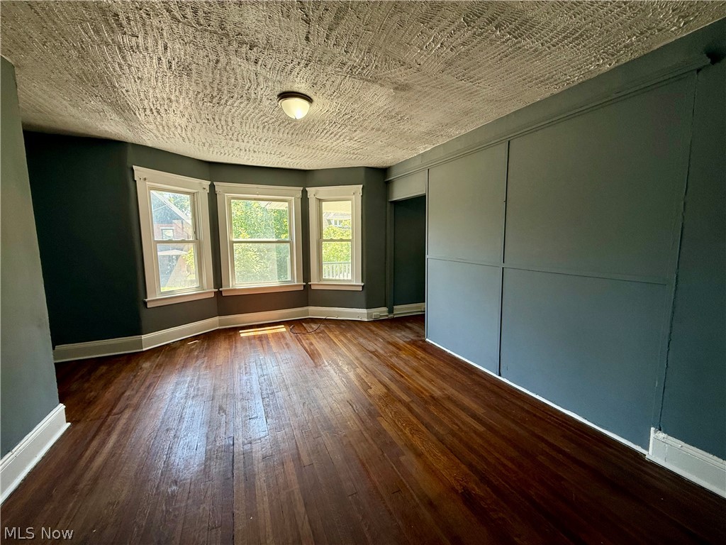 10817 Orville Avenue 2 Property Photo 6