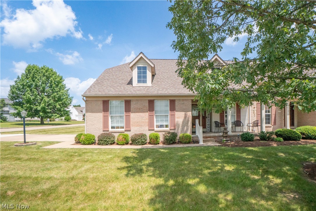 1643 Southpointe Circle Ne Property Photo 1