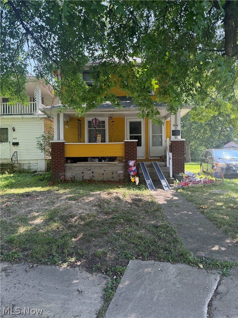 2046 North Park Avenue Property Photo 1
