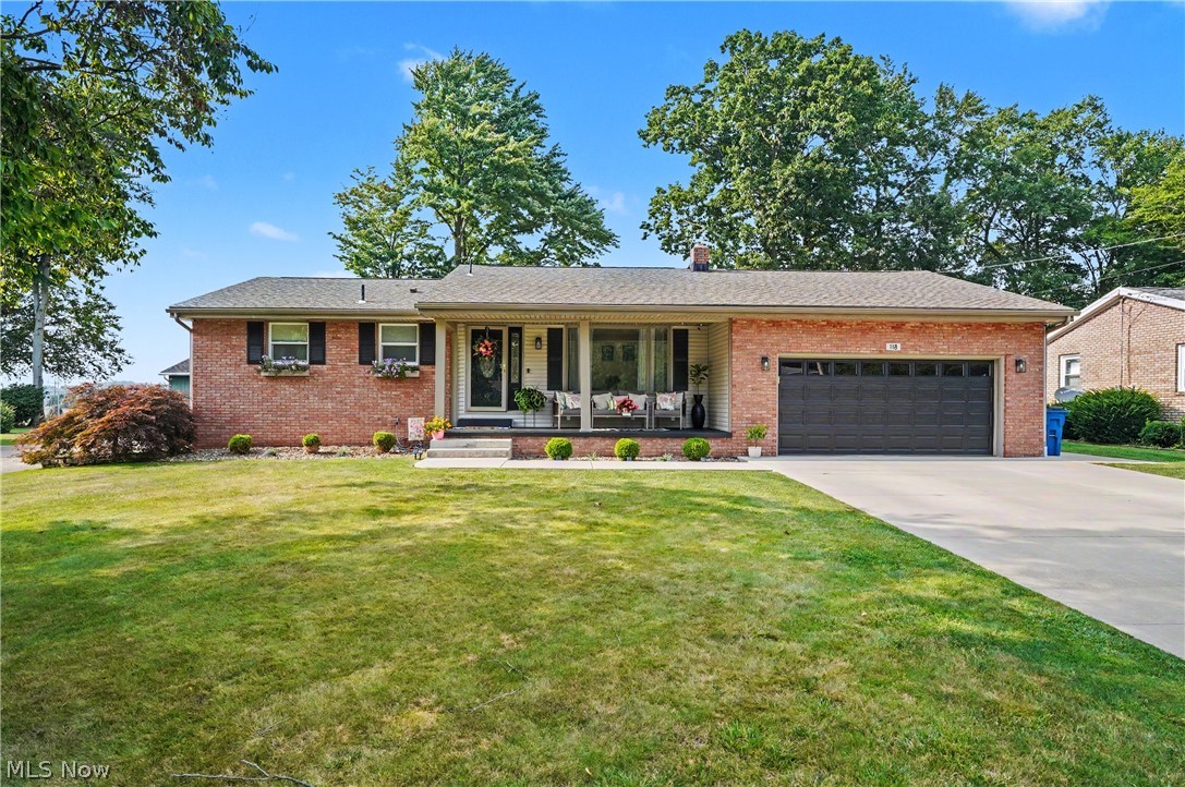 118 Robinwood Drive Property Photo 1