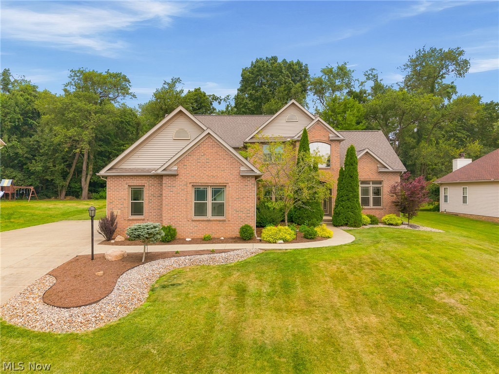 2559 Chadwell Circle Nw Property Photo 1