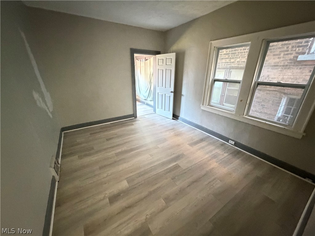 7944 Lorain Avenue Property Photo 14