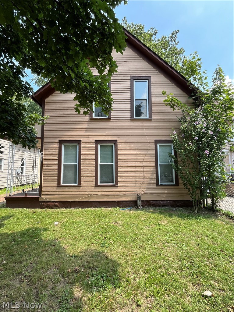 2053 W 95th Street Property Photo 1