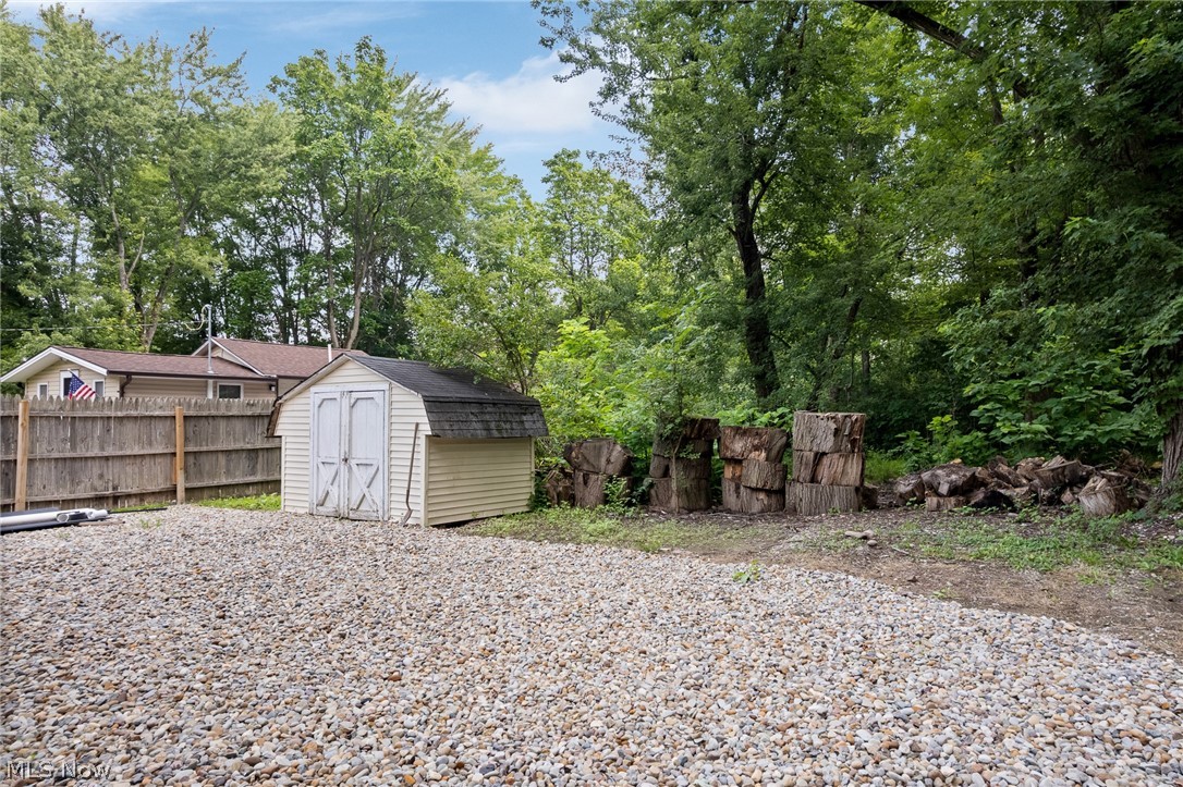 1499 Beachview Drive Property Photo 7