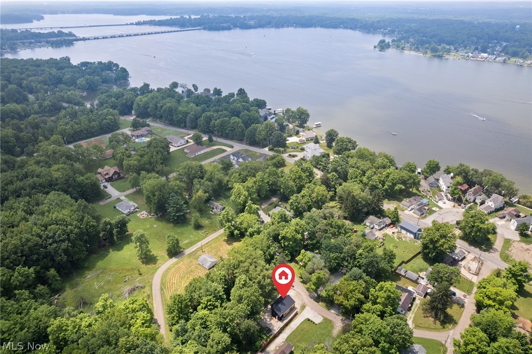 1499 Beachview Drive Property Photo 8