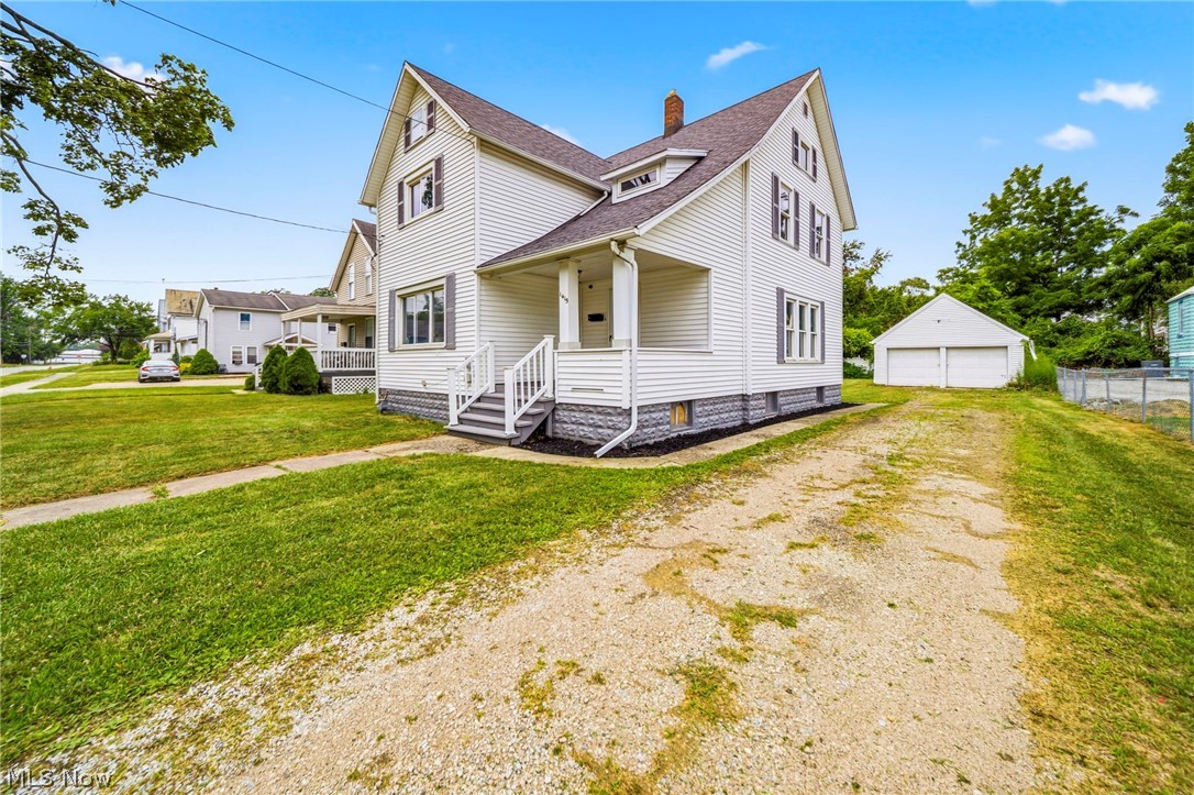 1415 W 9th Street Property Photo 4