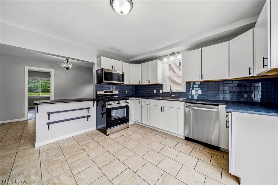 1415 W 9th Street Property Photo 15