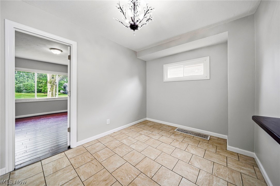 1415 W 9th Street Property Photo 18