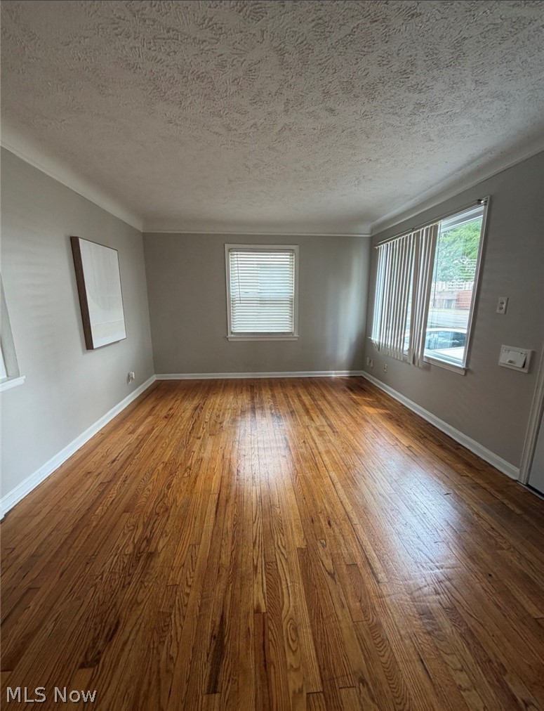 21419 Libby Road Property Photo 6