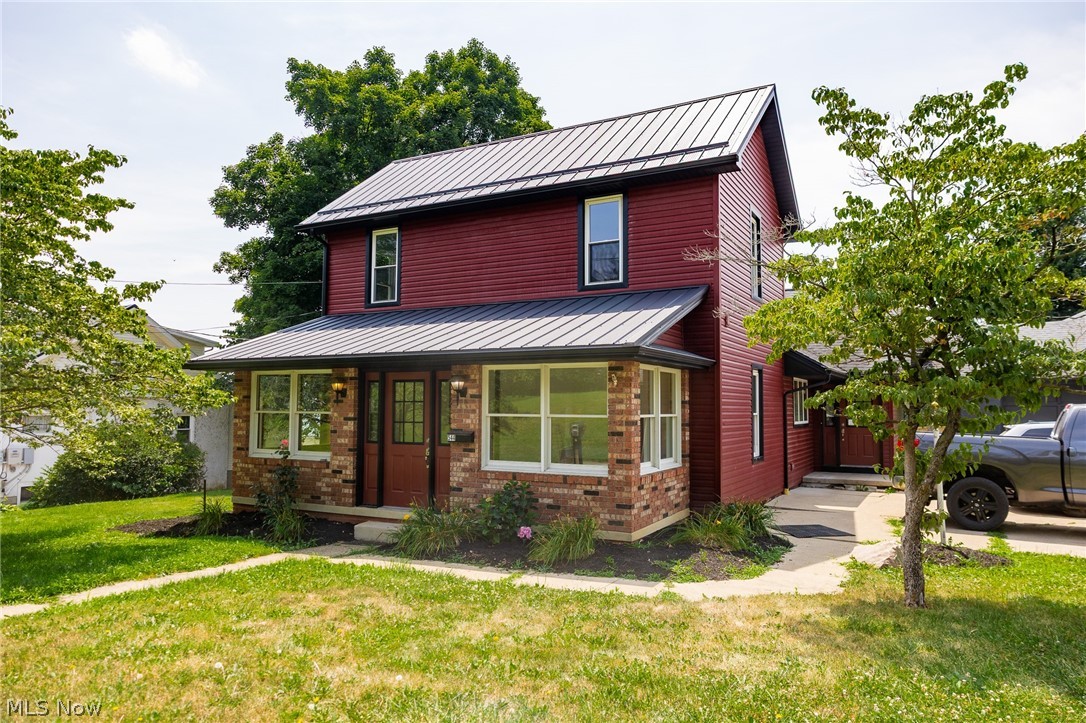 544 N Mill Street Property Photo 1