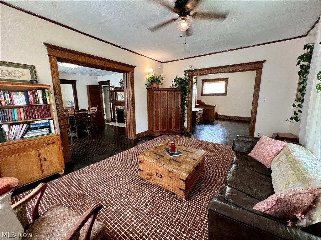 158 Montgomery Boulevard Property Photo 3