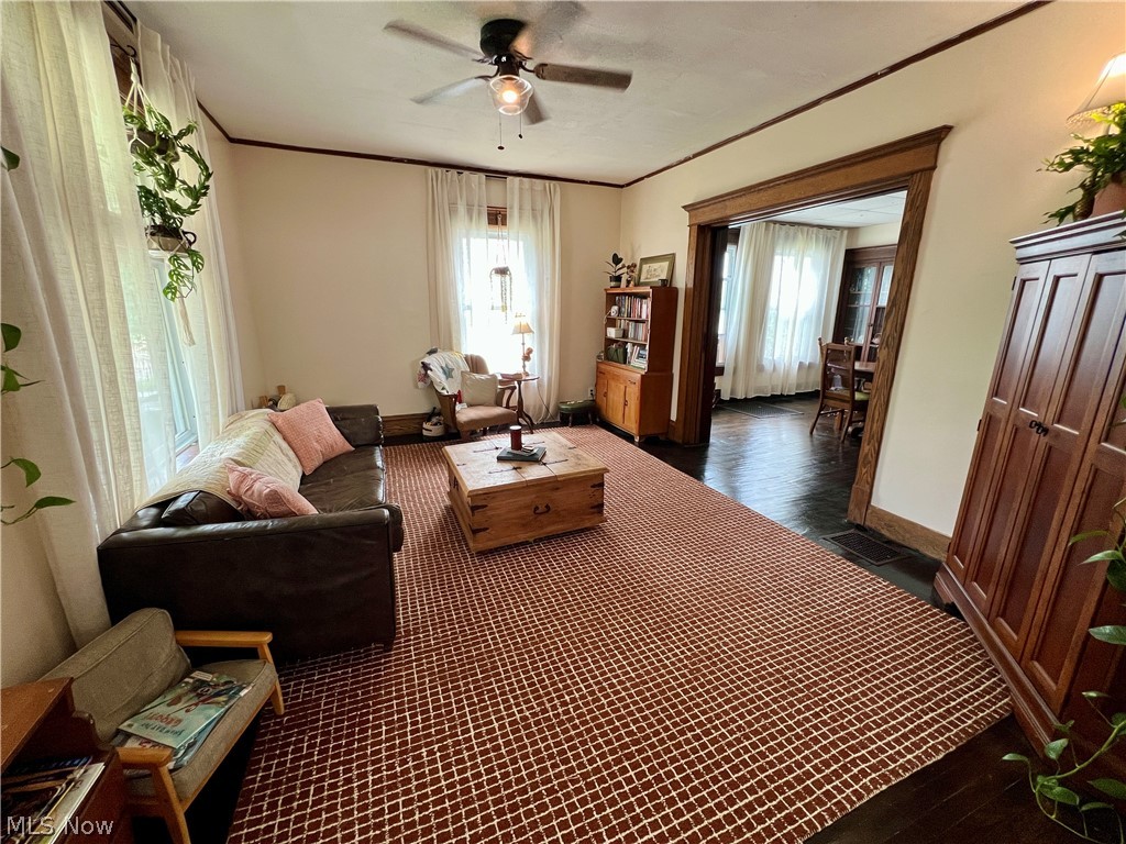 158 Montgomery Boulevard Property Photo 5