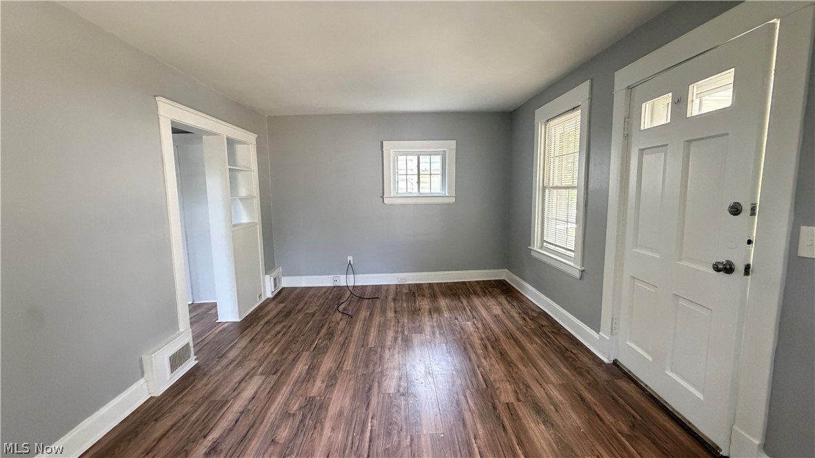 5221 Milo Avenue Property Photo 3