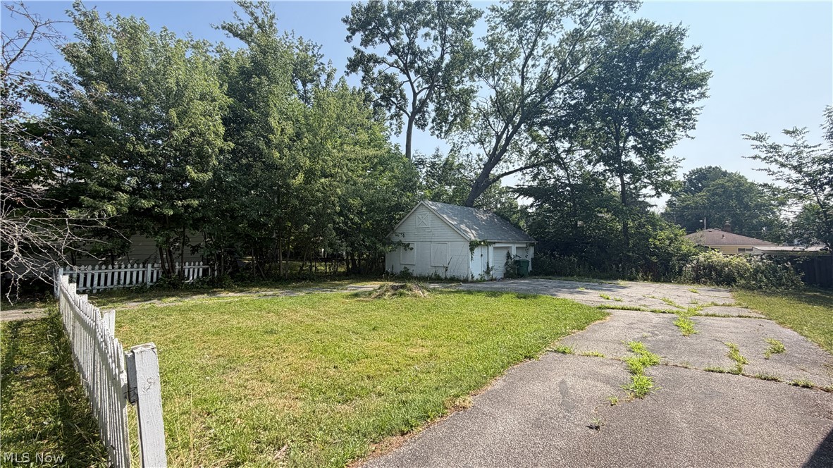 5221 Milo Avenue Property Photo 18