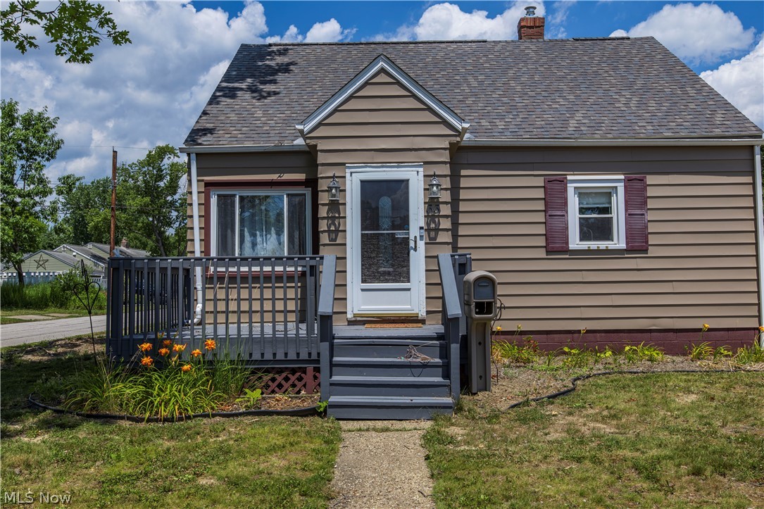 33 Pierce Avenue Property Photo 1