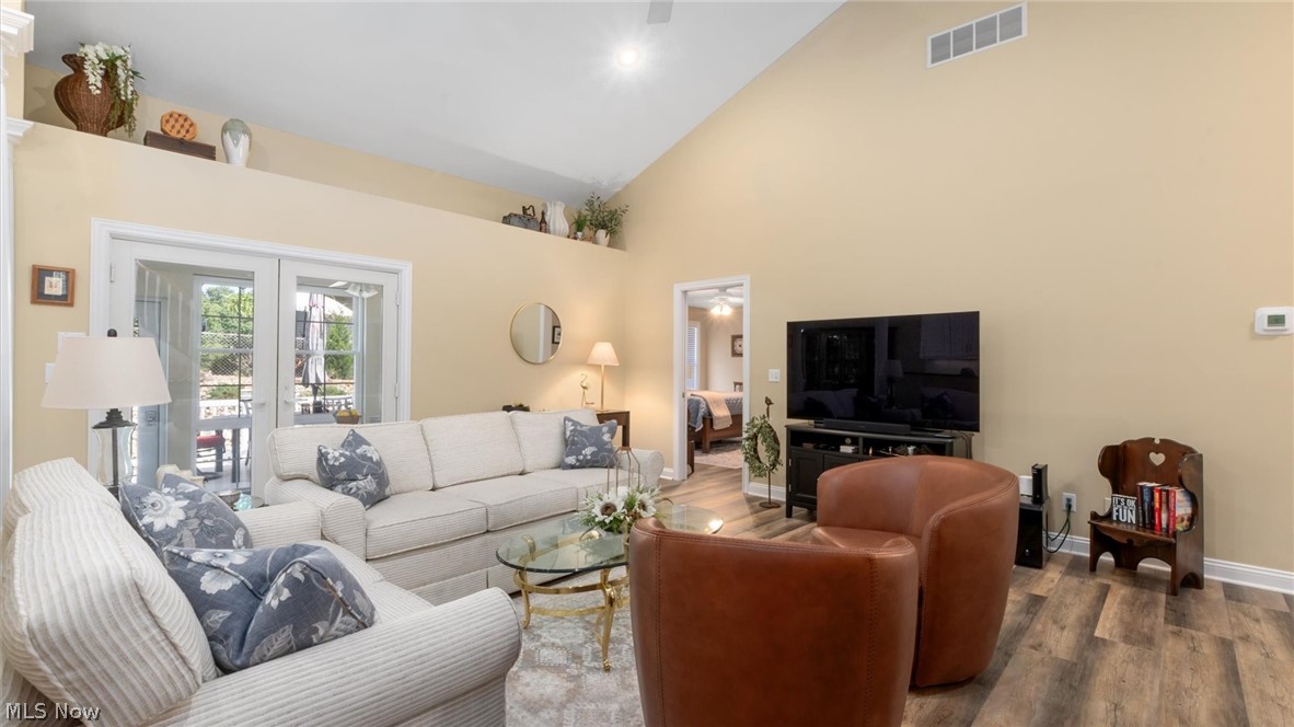 2958 Eagle Crest Drive Property Photo 10