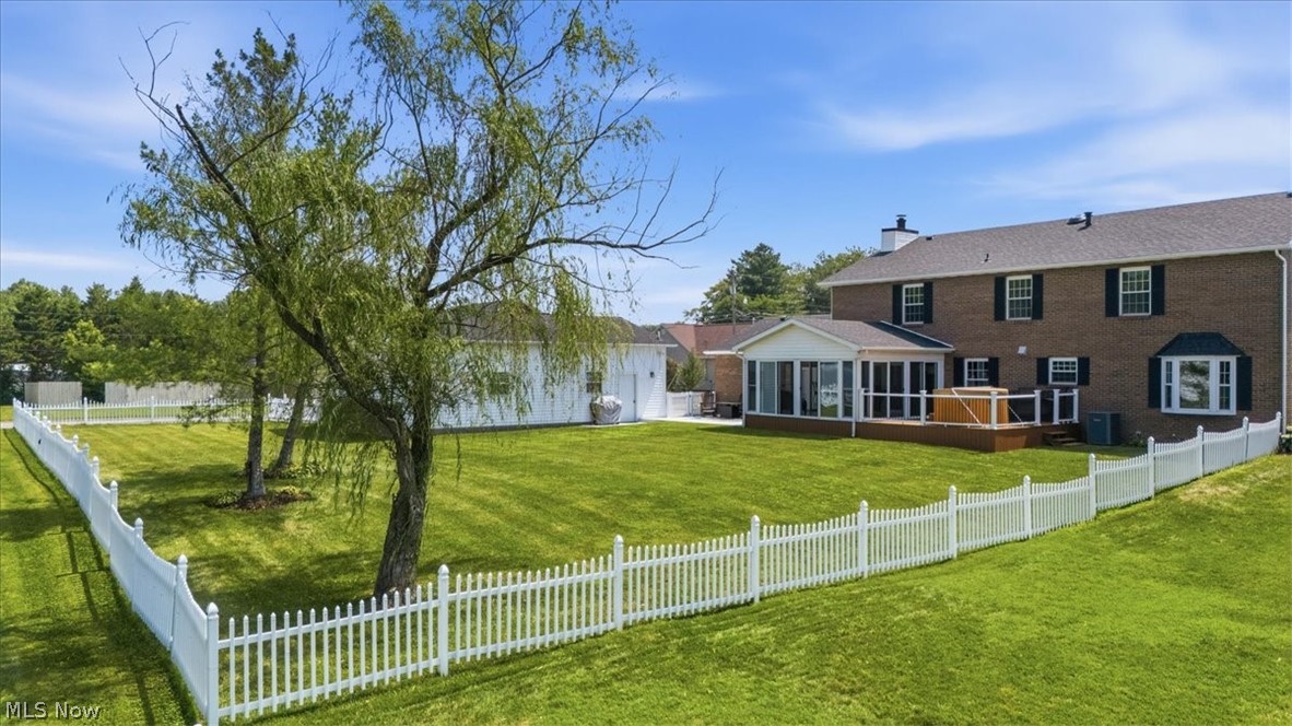 218 Dublin Drive Property Photo 6