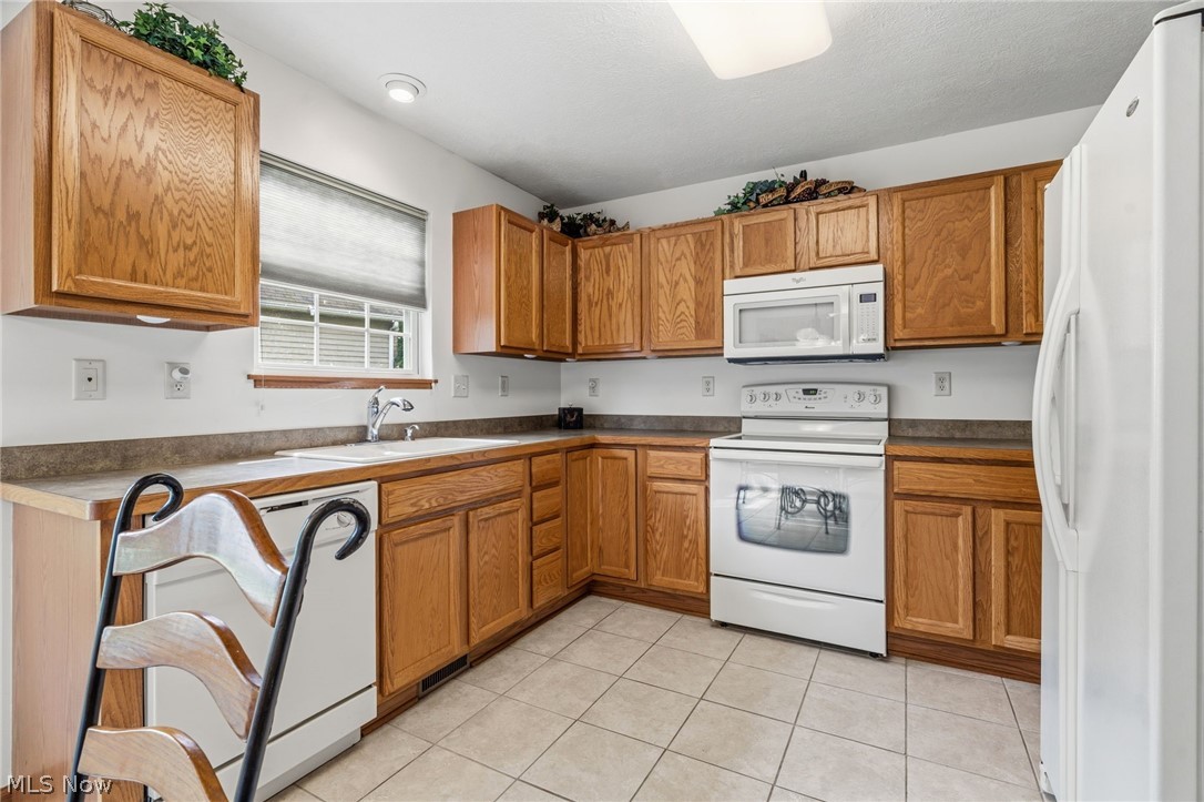 3477 Elmhurst Circle Property Photo 10