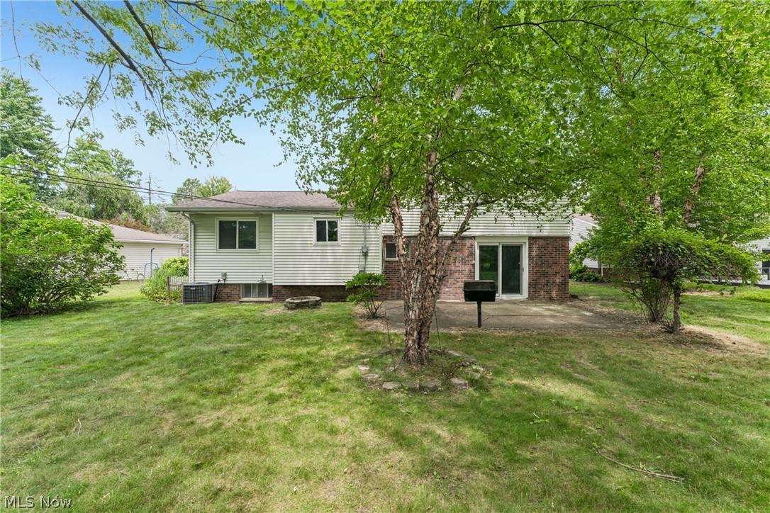 644 Wellfleet Drive Property Photo 5