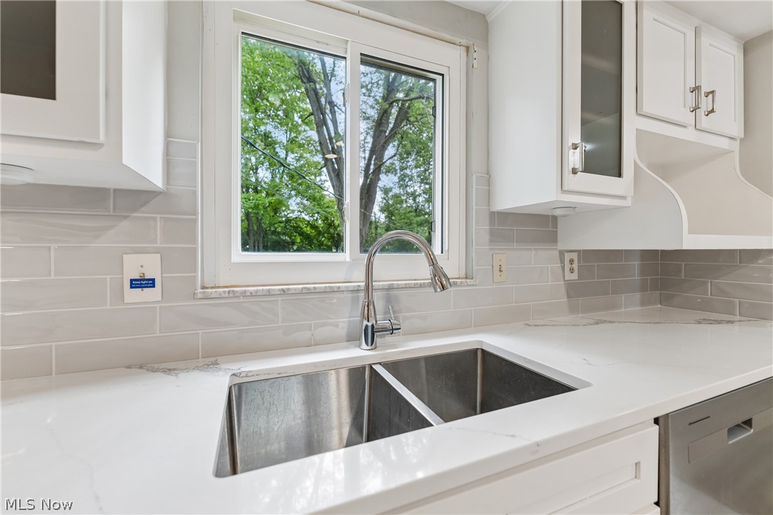644 Wellfleet Drive Property Photo 9
