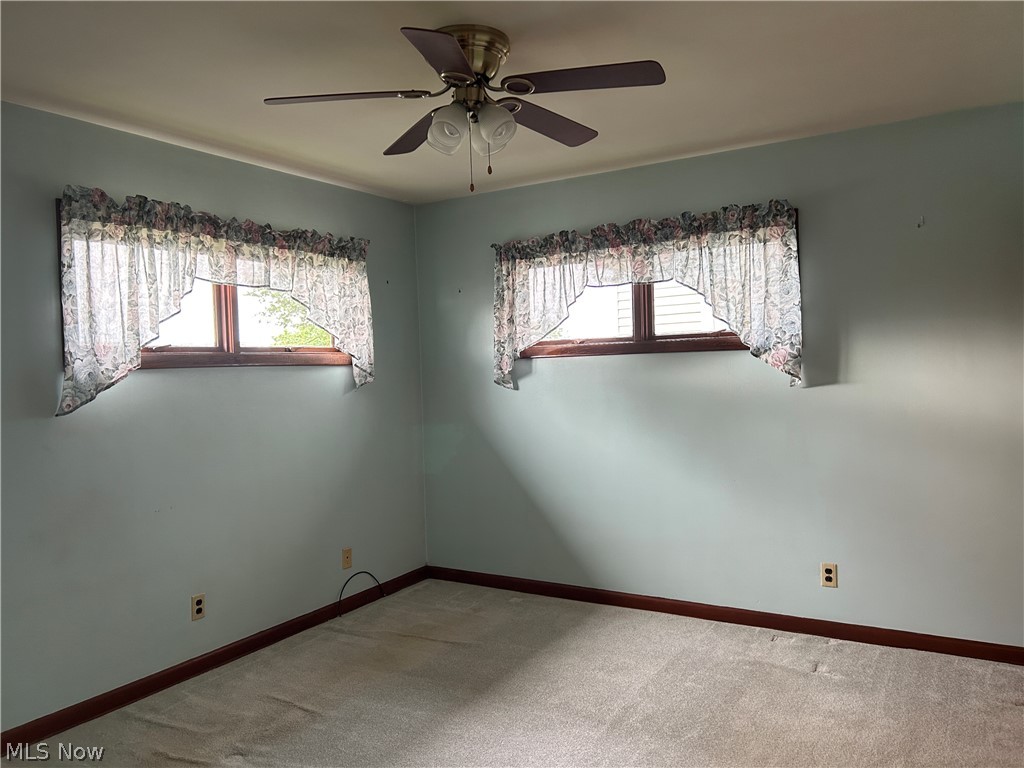 433 Park Avenue Property Photo 11