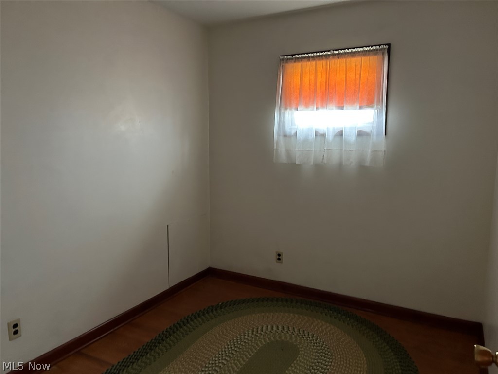 433 Park Avenue Property Photo 15