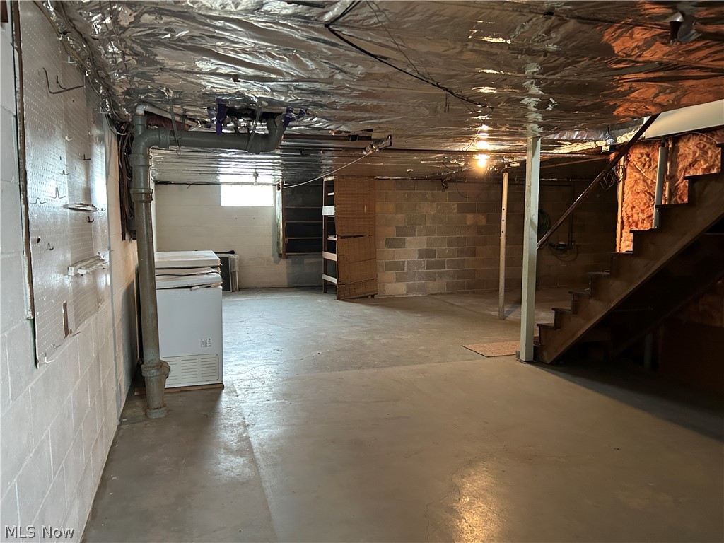 433 Park Avenue Property Photo 18