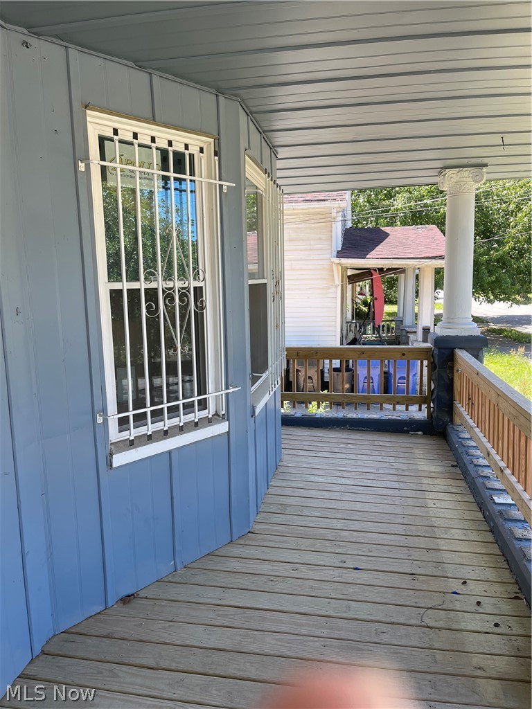 6204 Fullerton Avenue Property Photo 3