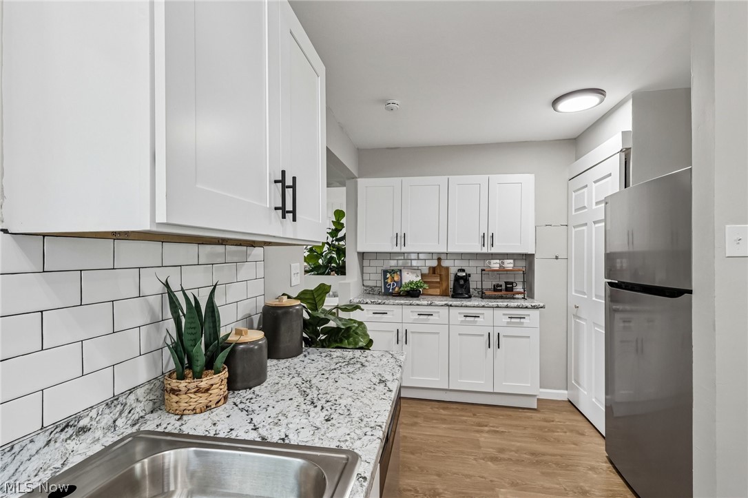 1562 Denison Avenue Nw Property Photo 11