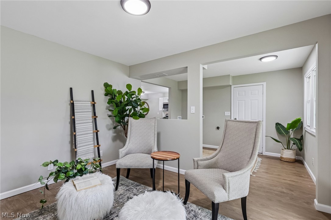 1562 Denison Avenue Nw Property Photo 14