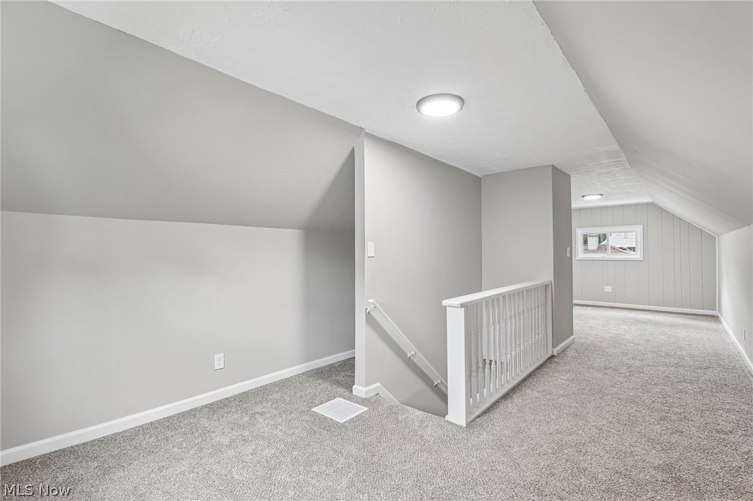 1562 Denison Avenue Nw Property Photo 22
