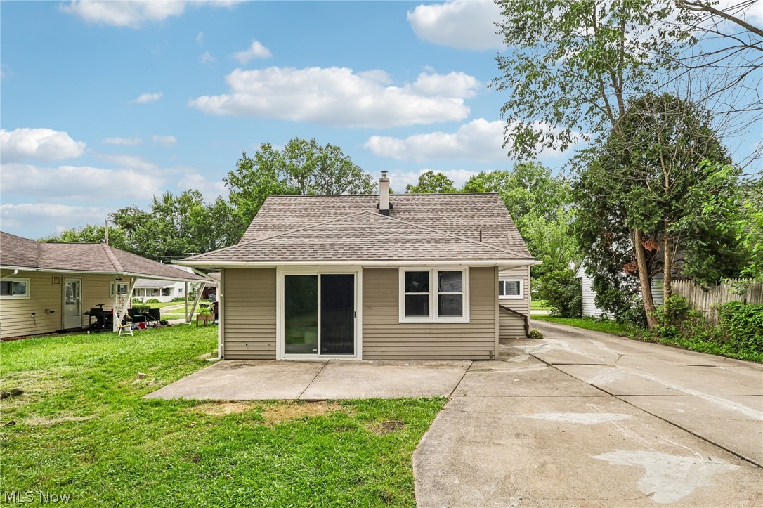 1562 Denison Avenue Nw Property Photo 26