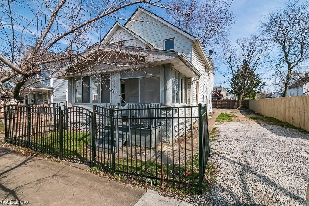 3439 W 65th Street