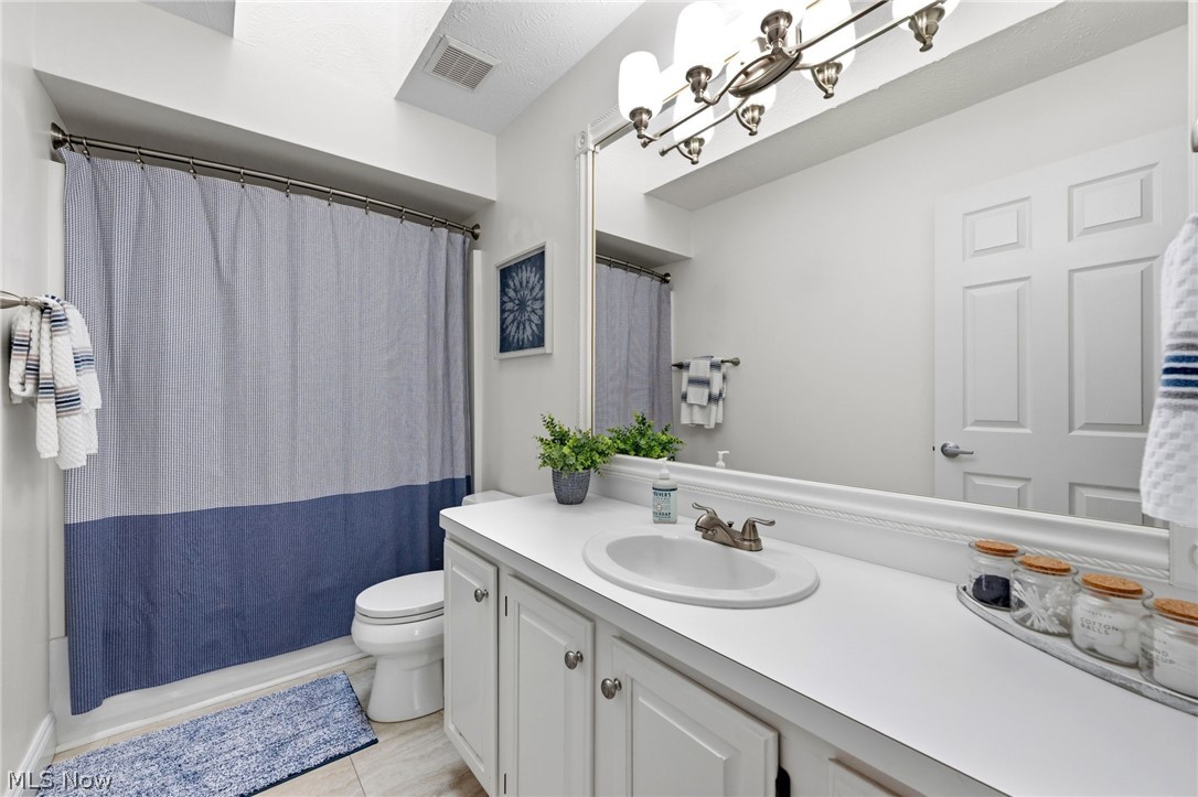 11431 Labrador Lane Property Photo 28
