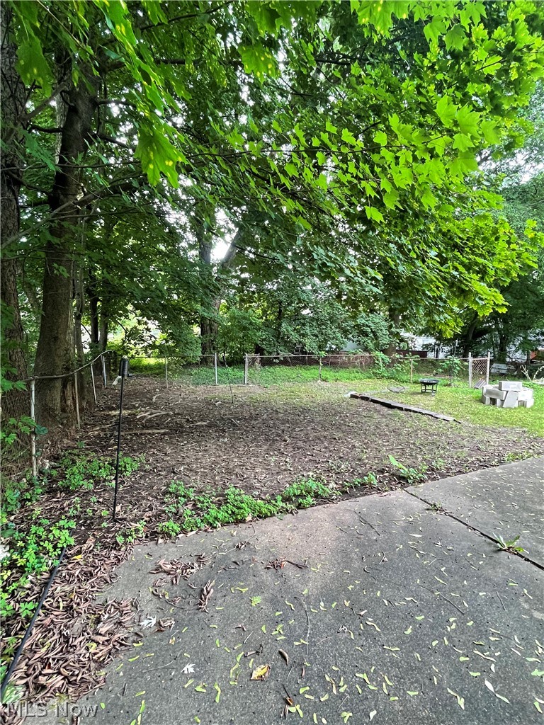 416 Bacon Avenue Property Photo 15