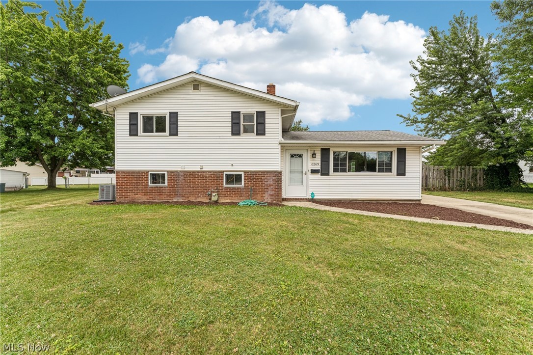 6269 Sylvia Court Property Photo 1