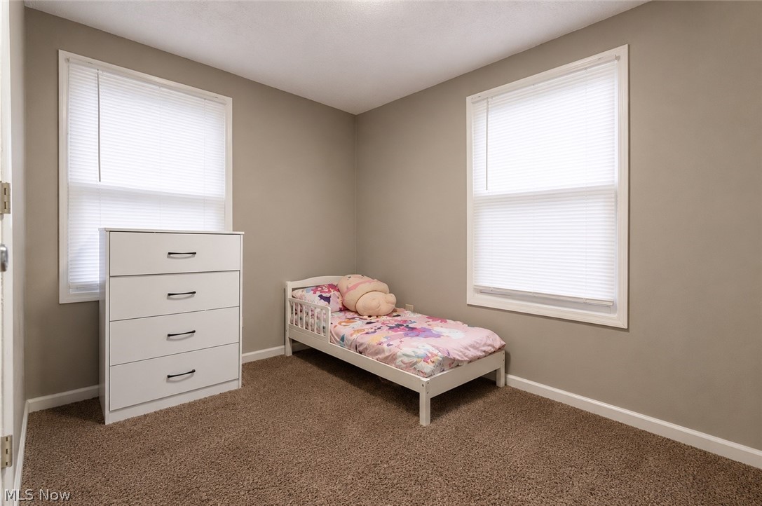 985 Bloomfield Avenue Property Photo 11