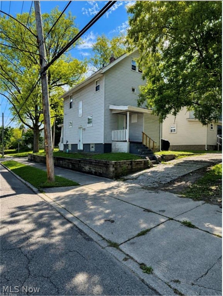 985 Bloomfield Avenue Property Photo 14